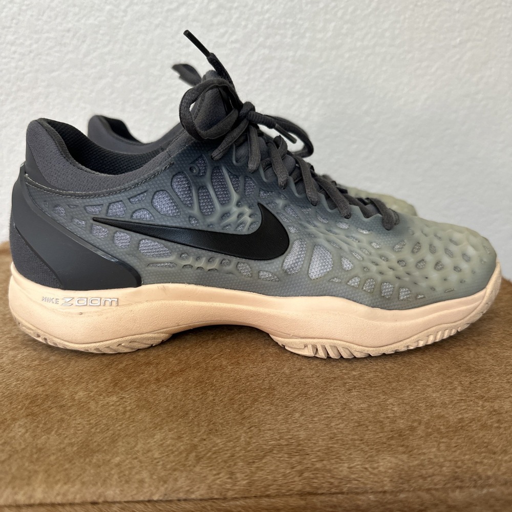 Nike Air Zoom Cage 3 HC Dark Grey Orange‎ Womens Tennis Shoes Sz 8